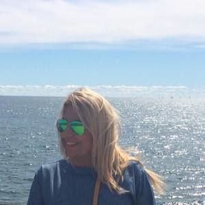 Meet your Posher, Samira